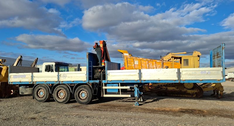 Plataforma LECIÑENA con grua central