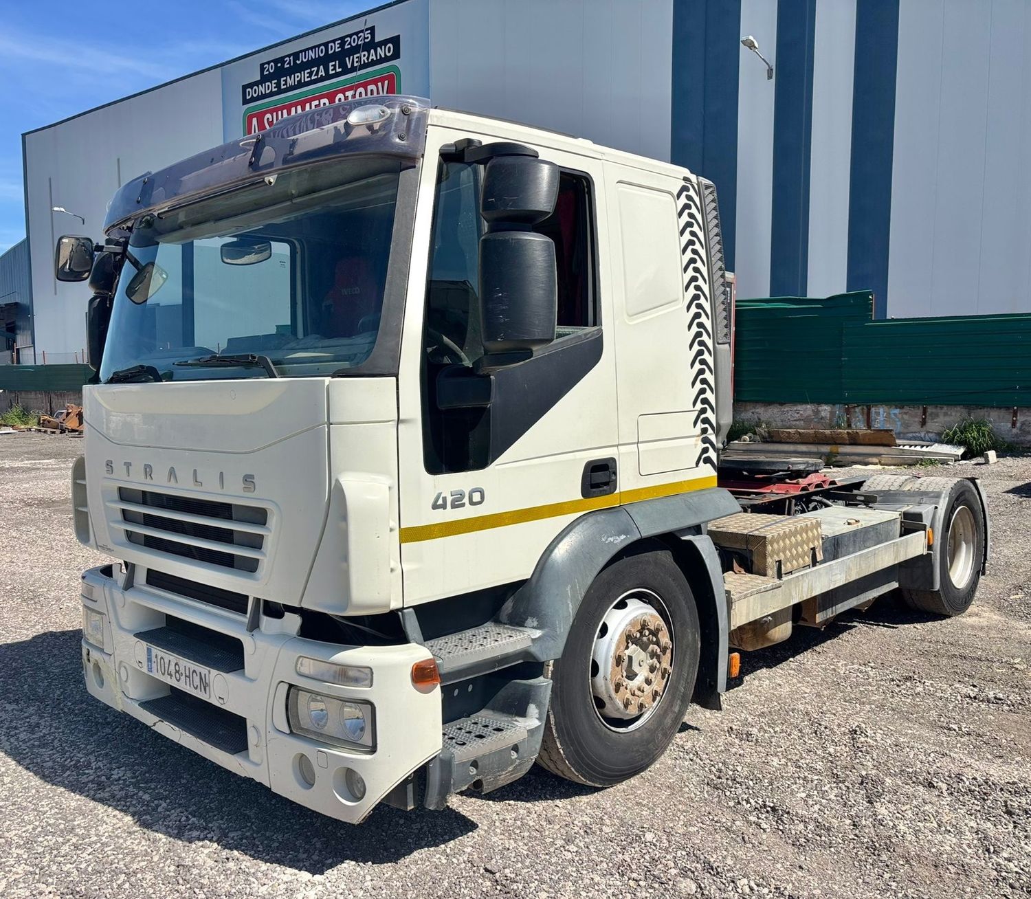 Tractora IVECO Stralis 420 portavehiculos Tractora IVECO Stralis 420 portavehiculos