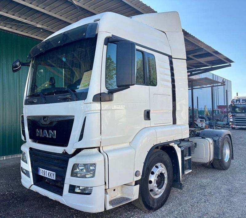 Tractora MAN TGX 18.500 Equipo hidraulico
