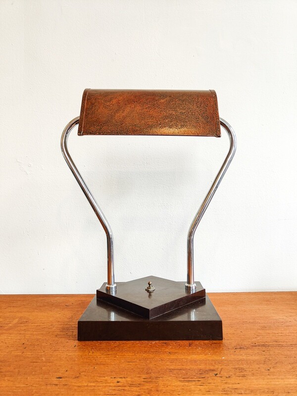 Art Deco Bakelite Banker Table Lamp