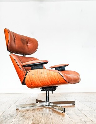 Selig Plycraft 1970s Lounge Chair