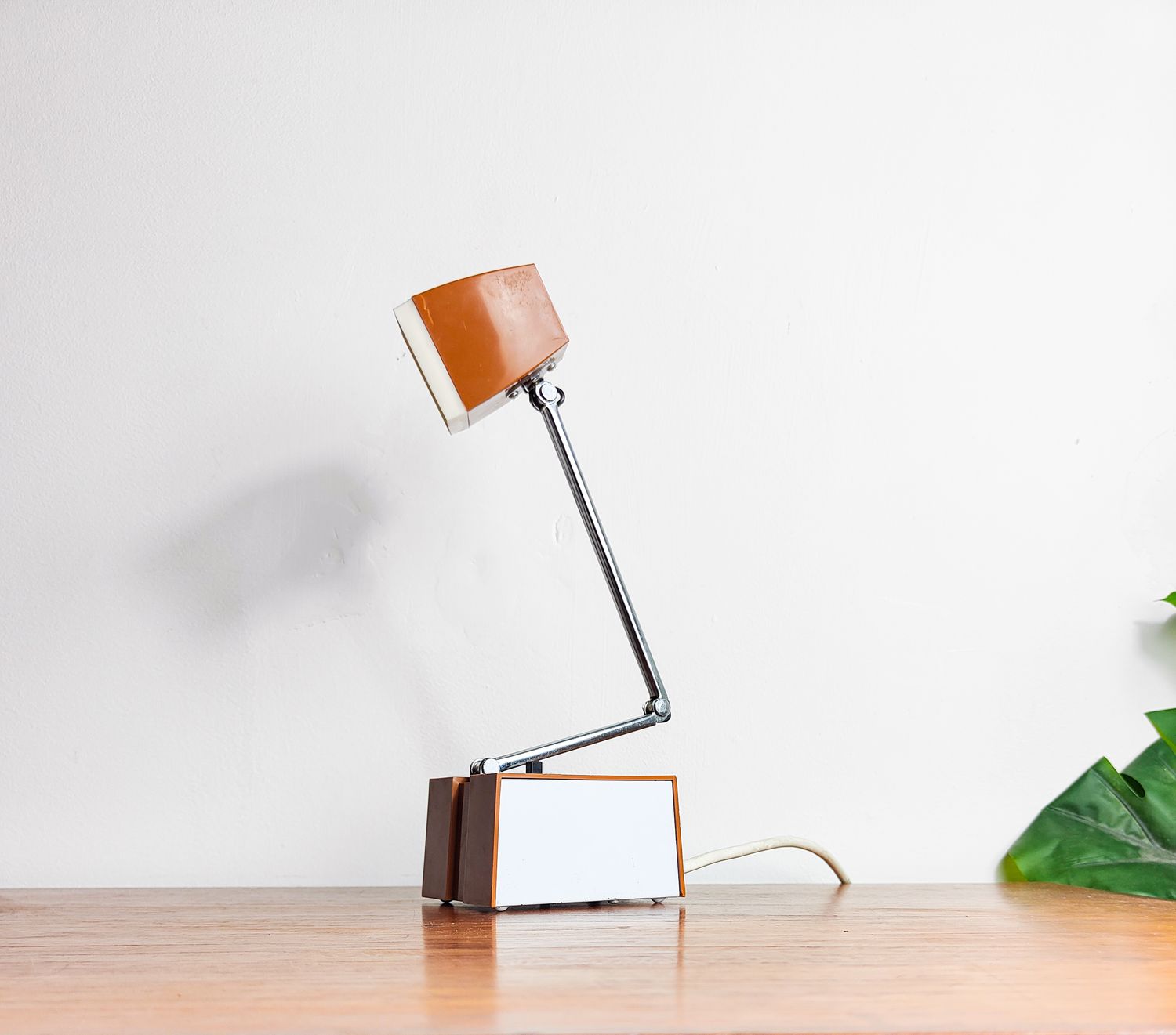 Mid Century Hamilton Industries Multi Angle Desk Lamp Model 2052