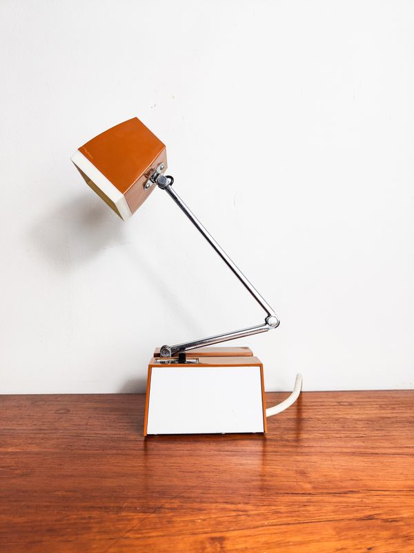 Mid Century Hamilton Industries Multi Angle Desk Lamp Model 2052