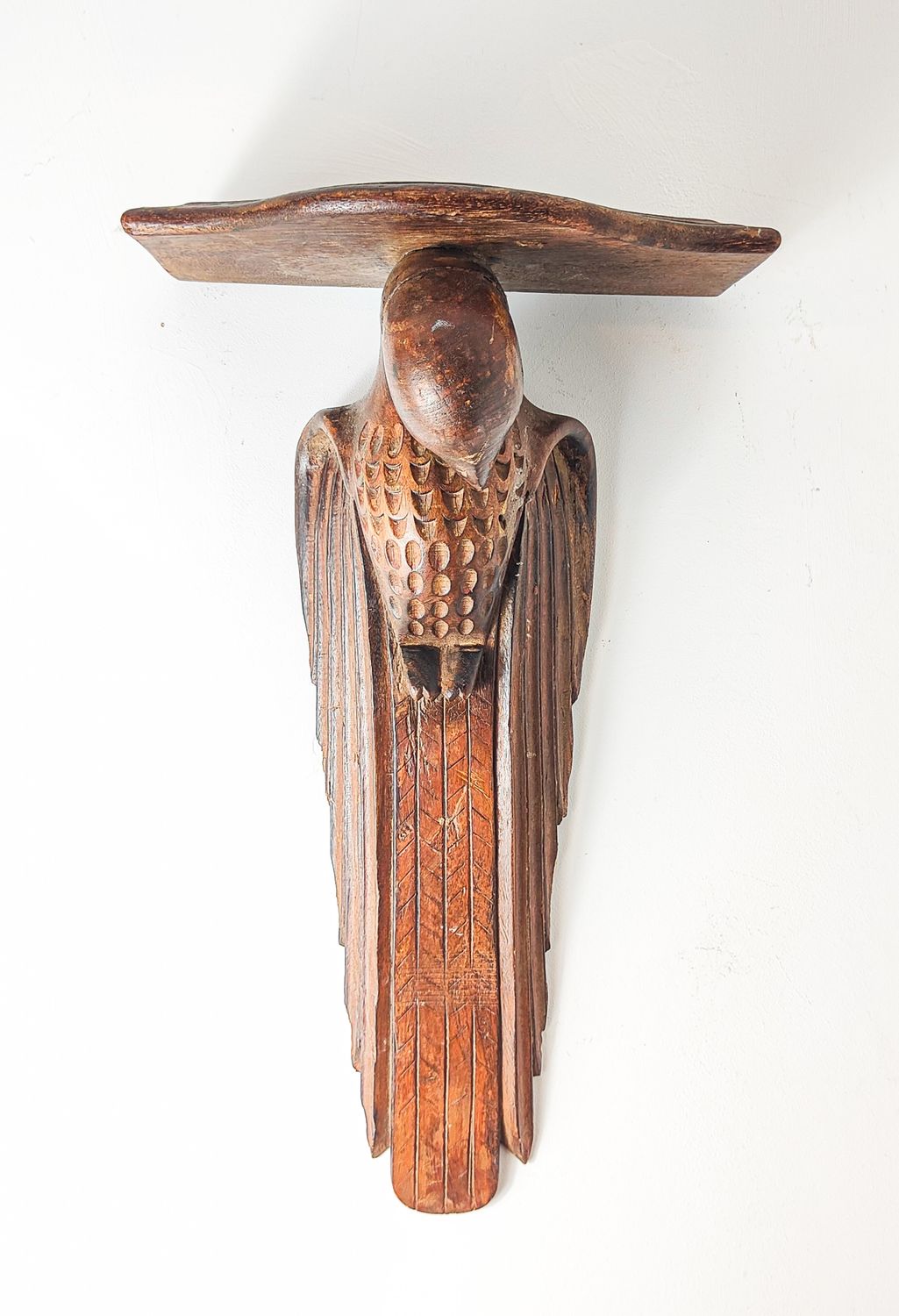 Art Deco Carved Parrot Wall Sconce c.1930. Art Deco Carved Parrot Wall Sconce c.1930.