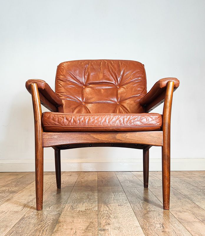 Göte Möbler 'Easy' Brown Leather Armchair 