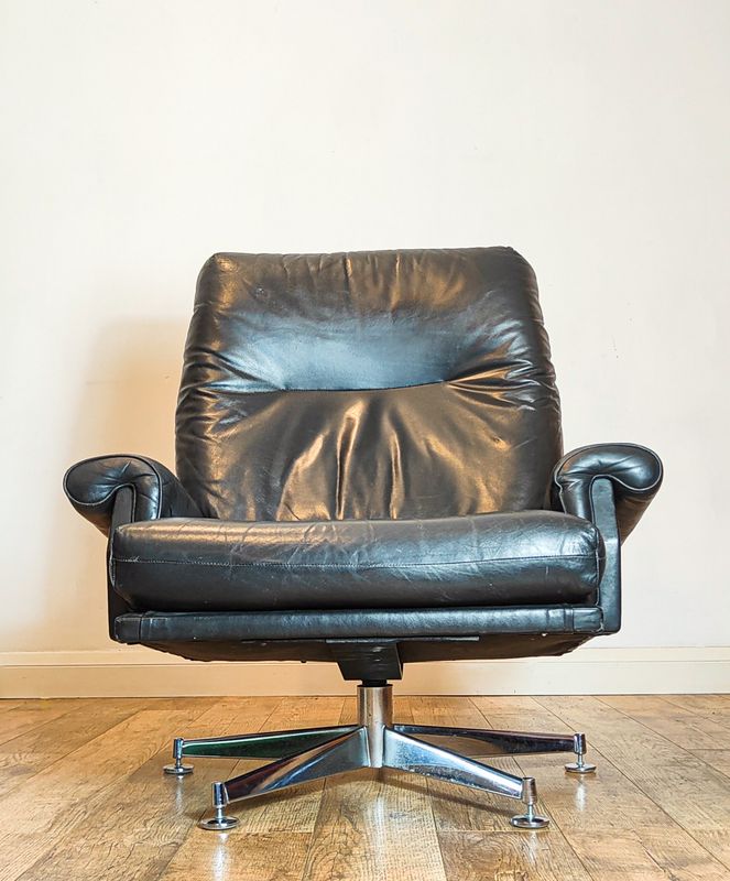 Howard Keith Black Leather Swivel Chair Howard Keith Black Leather Swivel Chair