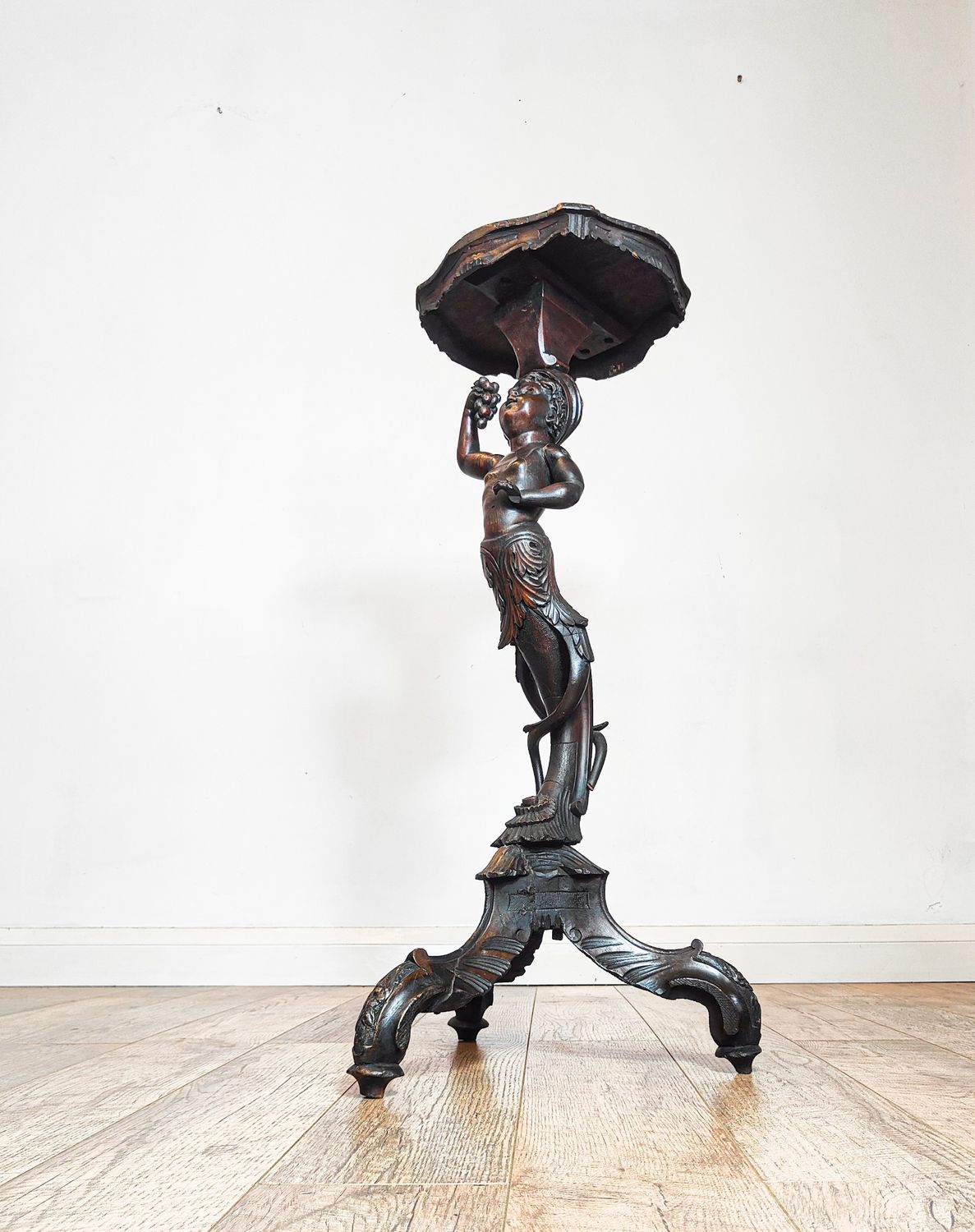 Antique Venetian Blackamoor Figural Pedestal Hand Carved Walnut Gueridon, Late 19th Century