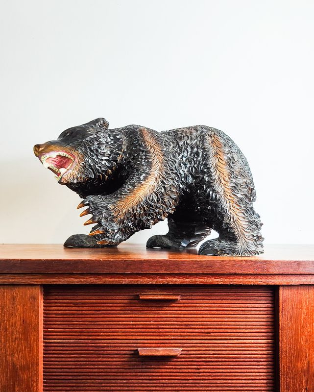 Vintage Large Japanese Carved Wooden Bear (Kibori Kuma) Vintage Large Japanese Carved Wooden Bear (Kibori Kuma)
