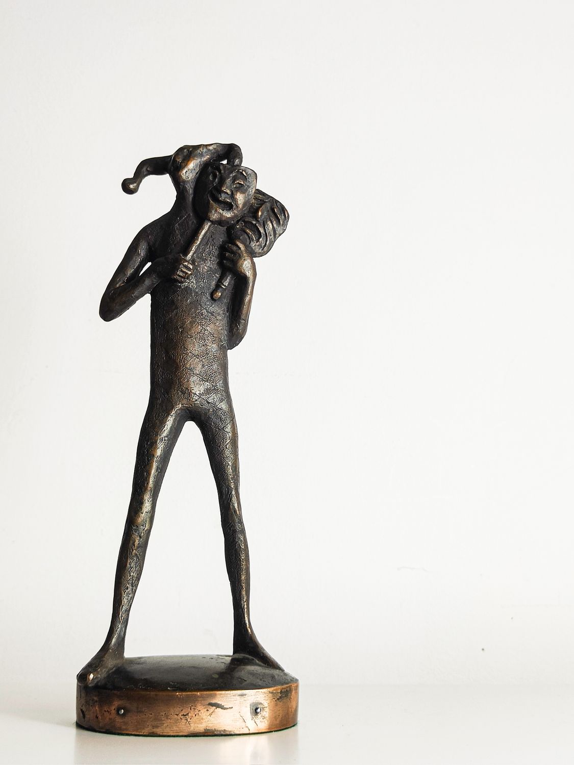 Rare Norman Aspinall Bronze Jester Sculpture – Vince Hill 1978/79 National Club Acts Award Rare Norman Aspinall Bronze Jester Sculpture – Vince Hill 1978/79 National Club Acts Award