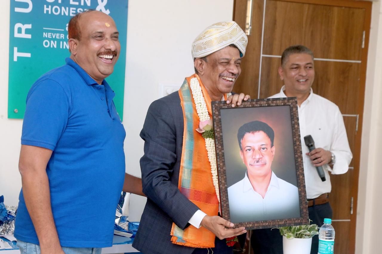 Handmade Digital Oil Painting (12 x 18 Inch ) No Ai work