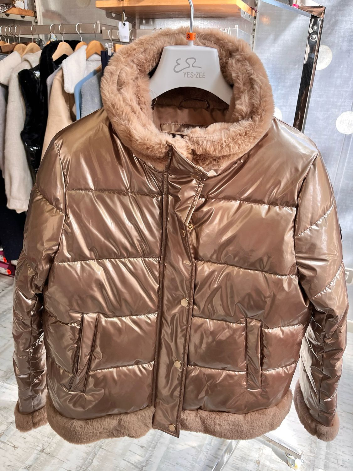 CHAQUETA ACOLCHADA CAMEL METAL