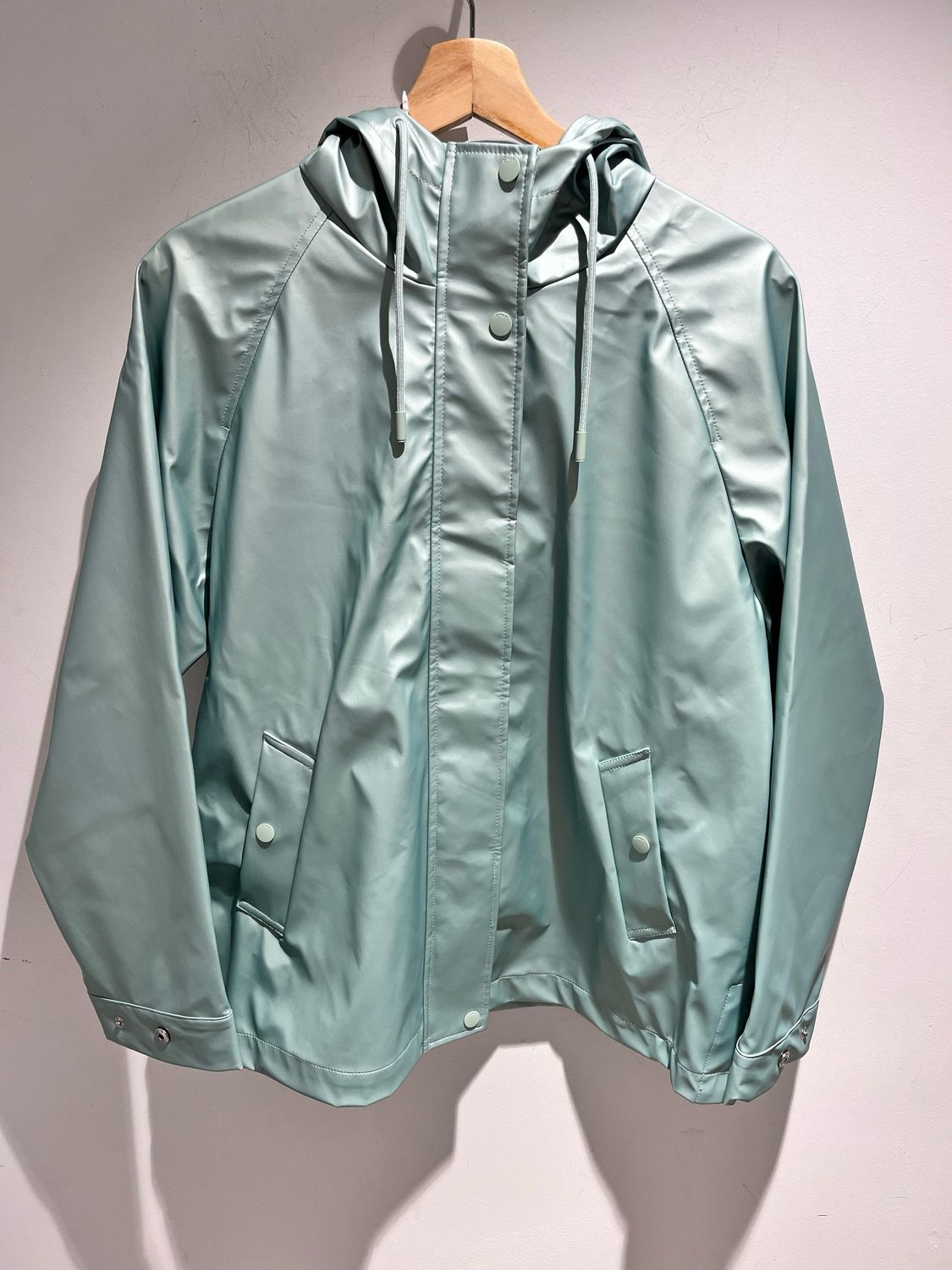 Chubasquero Eben Chubasquero Eben