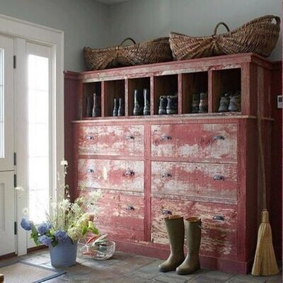 Storage &amp; Bootroom