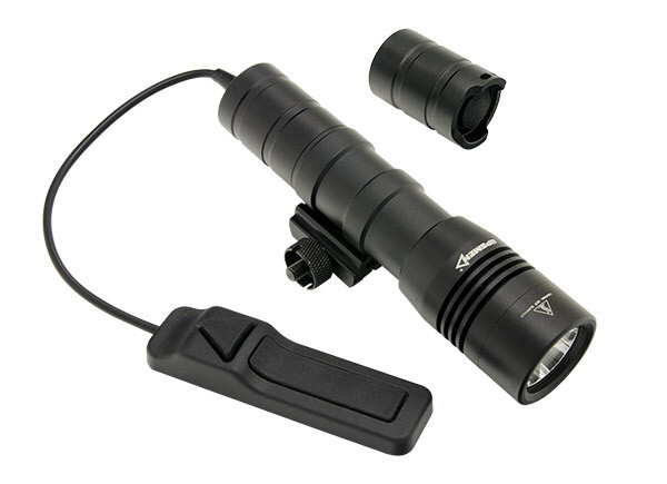 Opsmen FAST 502R Picatinny Weapon-Mounted Flashlight 800 lumens - Black