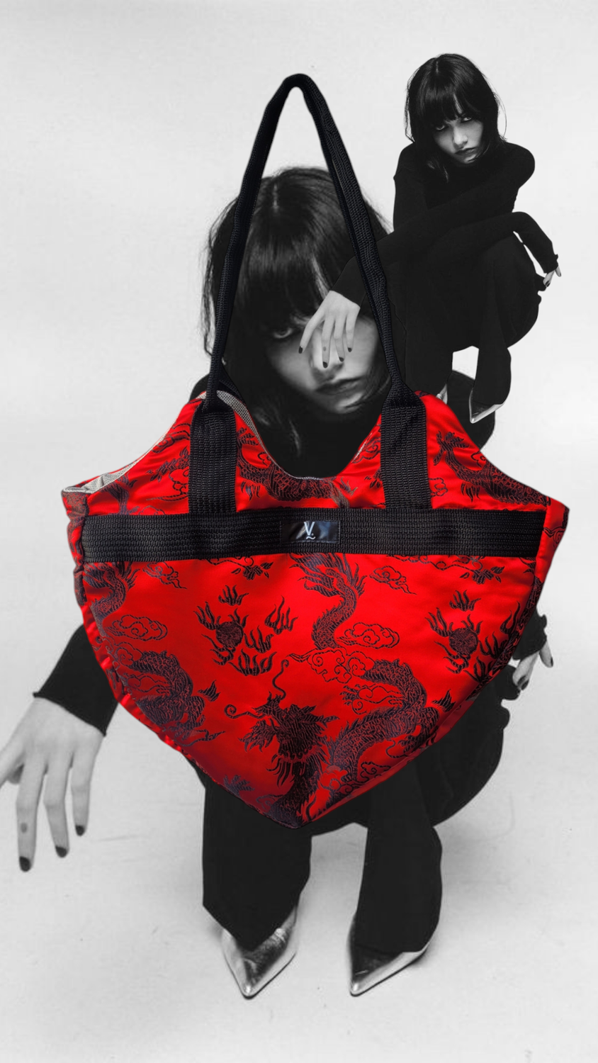 DRAGON LOVE LOCK TOTE
