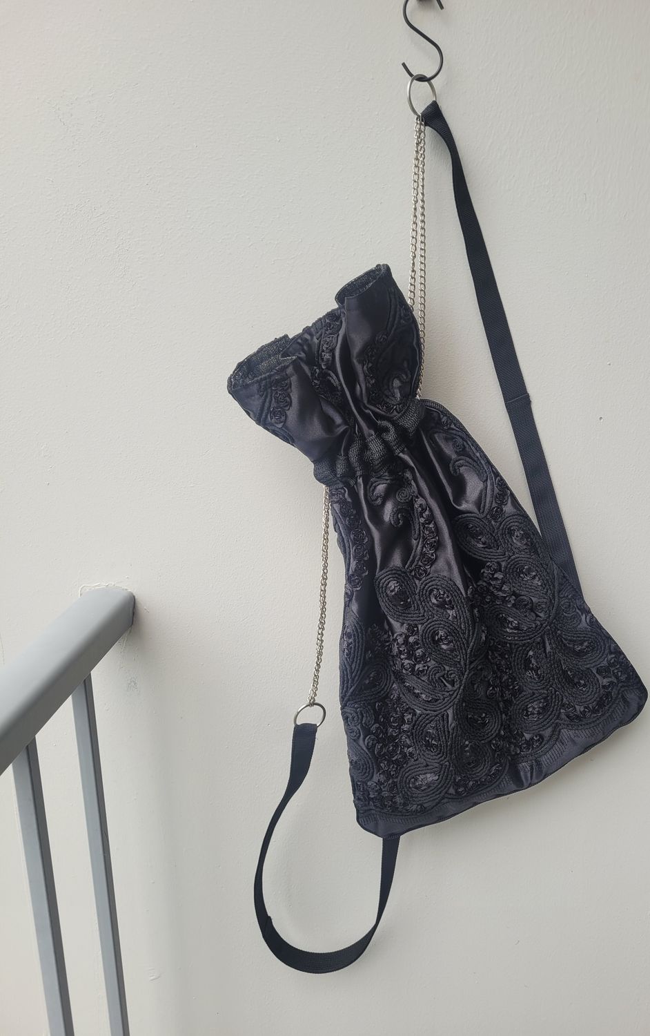ATHENA CHAIN PULL BACKPACK