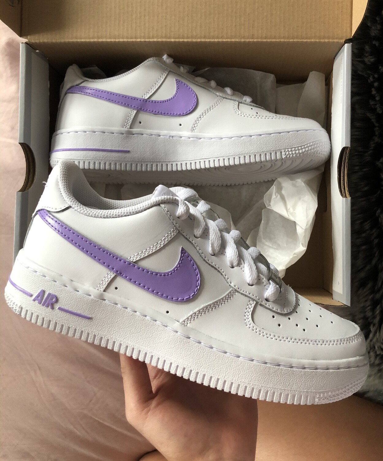 air force 1 coloured tick