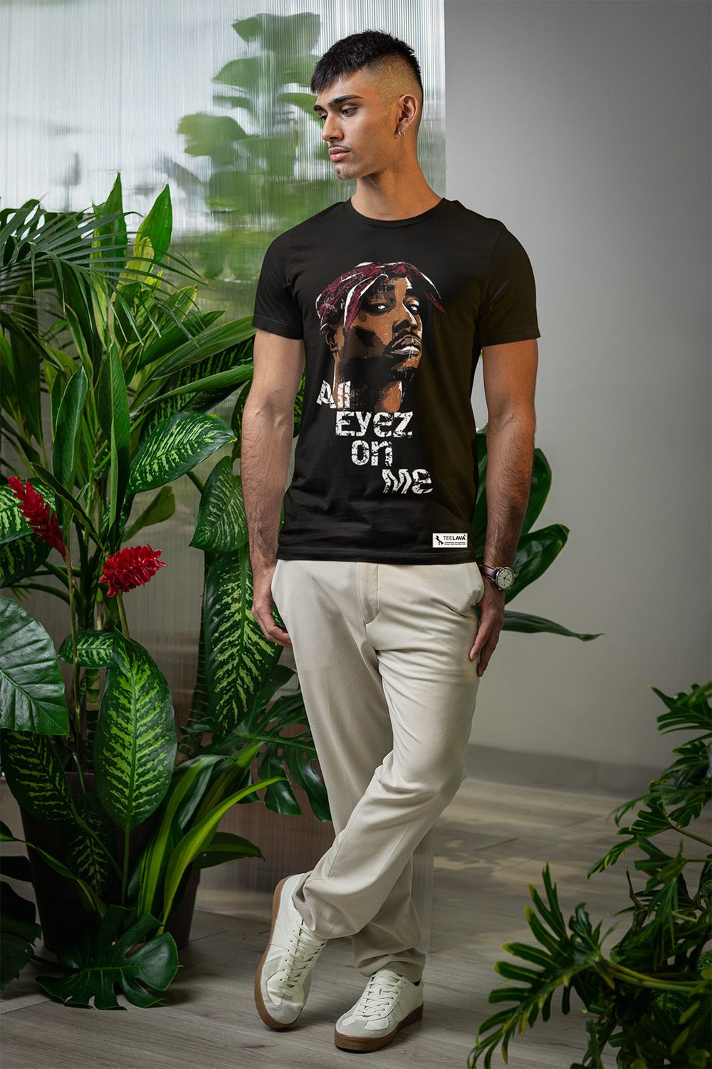 All Eyez On Me Men T-Shirt