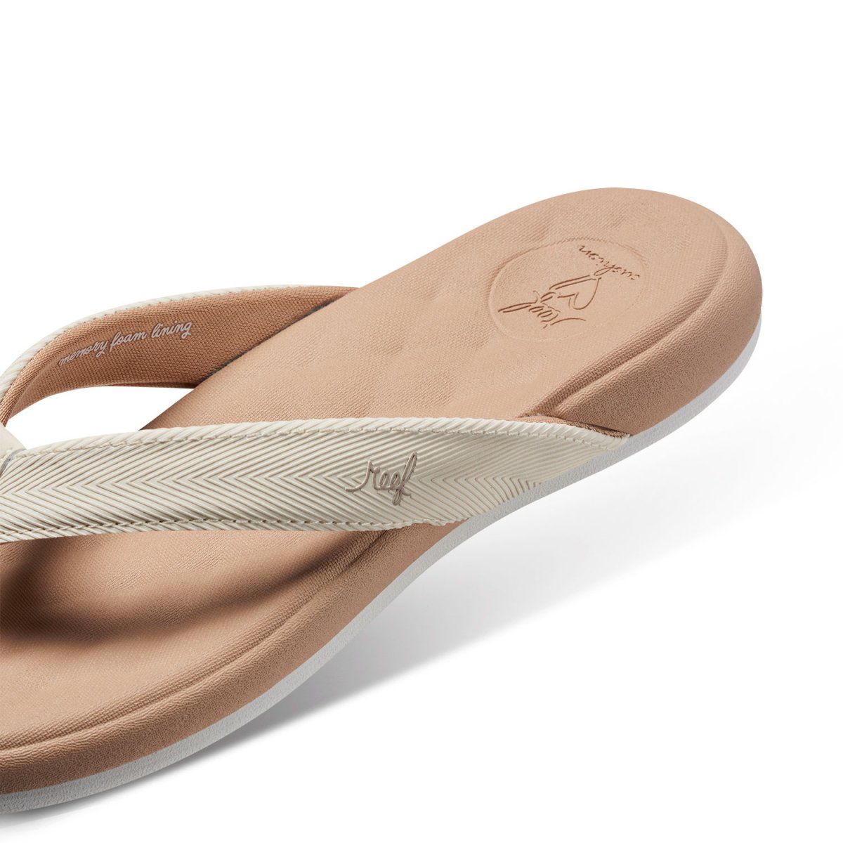 Reef Cushion Harmony