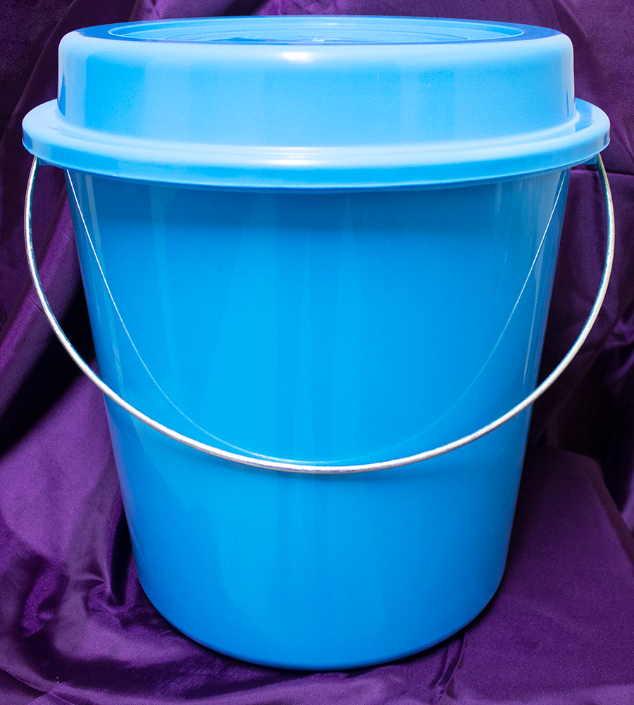 Light Blue Wide Mouth Pail 6 gallon Body with Cover