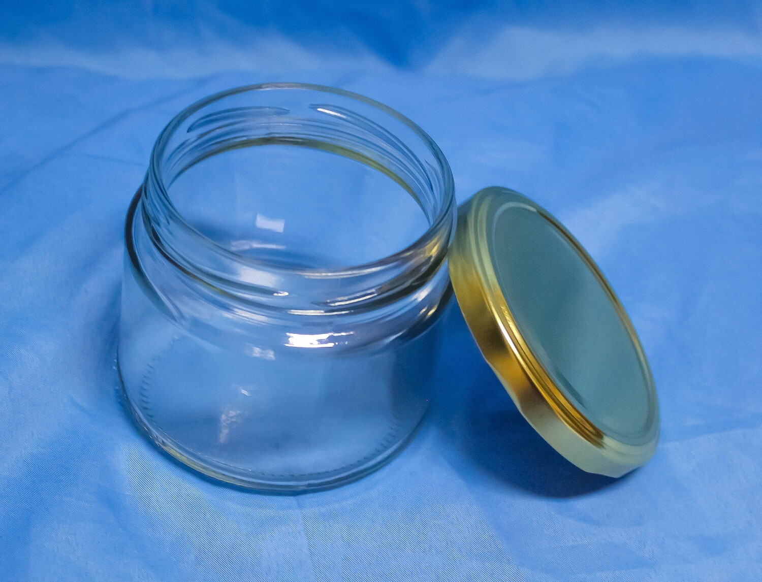 Multi-purpose Glass Bottle 10 oz / 295 mL with 82 mm Gold Cap (H=3 in x W=3.3 in)