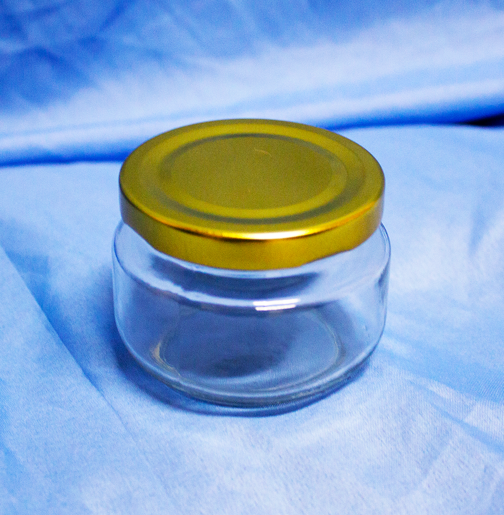 Multi-purpose Glass Bottle 4 oz / 118 mL with 63 mm Gold Cap (H = 2 in x W = 2.5 in)