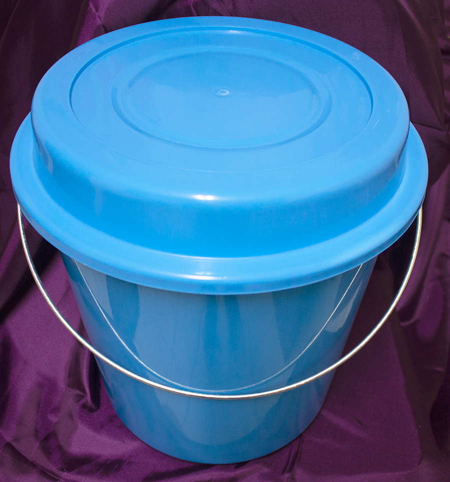 Light Blue Wide Mouth Pail 6 gallon Body with Cover