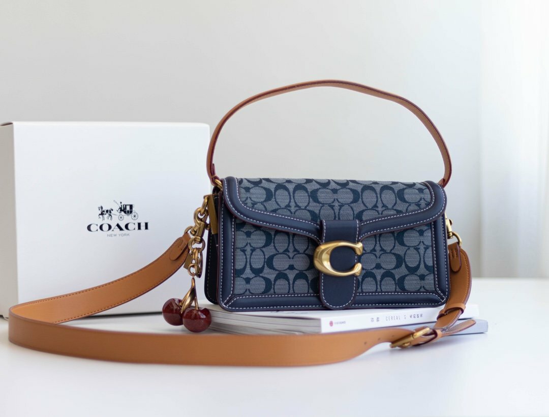 coach signature chambray tabby shoulder bag