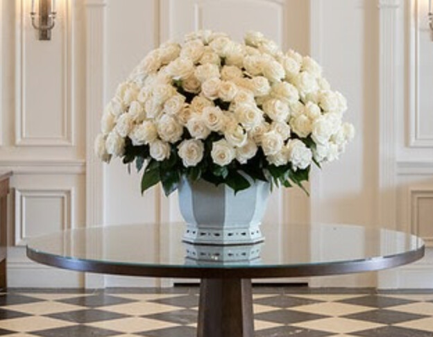 GRAND MIRAMAR STYLE ARRANGEMENT