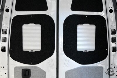 Rear Door Window Integrated Blind - Mercedes Sprinter (1018 onwards)