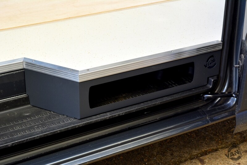 Step Extension Storage Box - VW Crafter &#39;17-/MAN TGE &#39;17- (4x4/RWD)