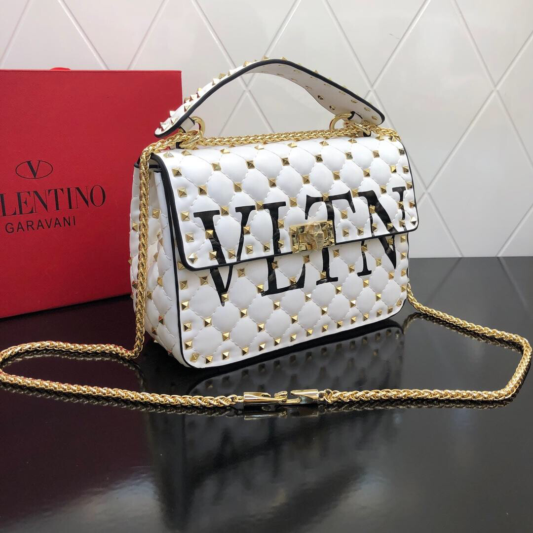 vltn rockstud bag