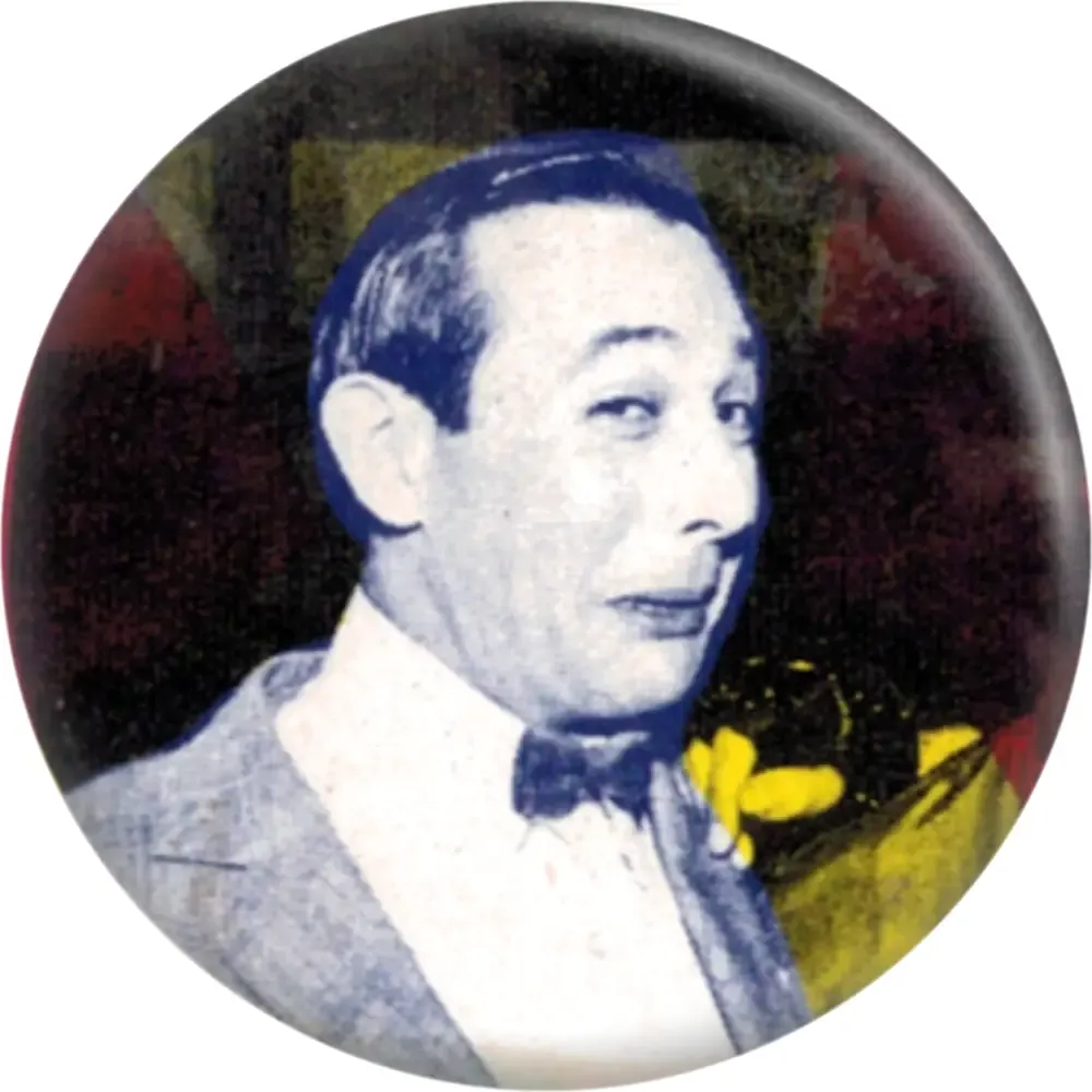 Square Deal Pee Wee Button