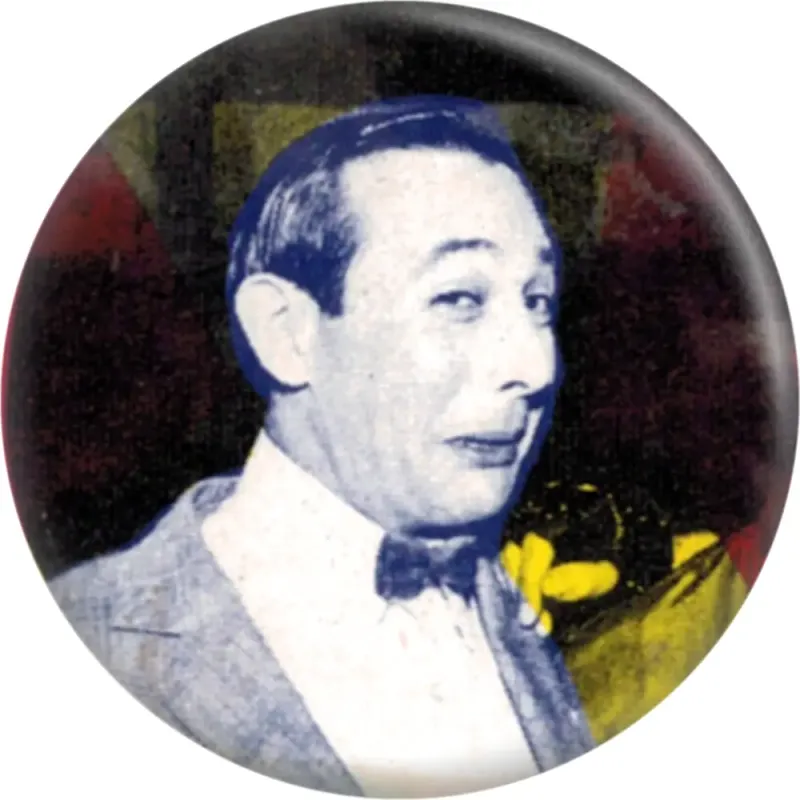 Square Deal Pee Wee Button