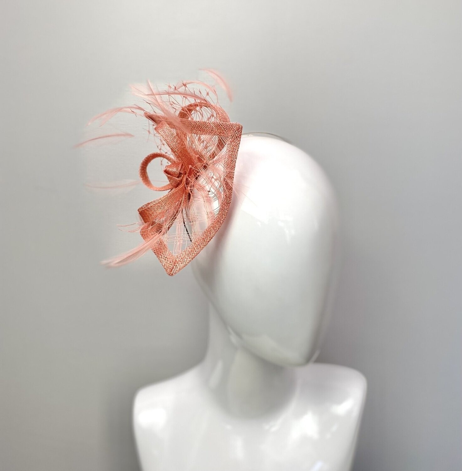 HF1 Salmon Off the Shelf Fascinator SALE