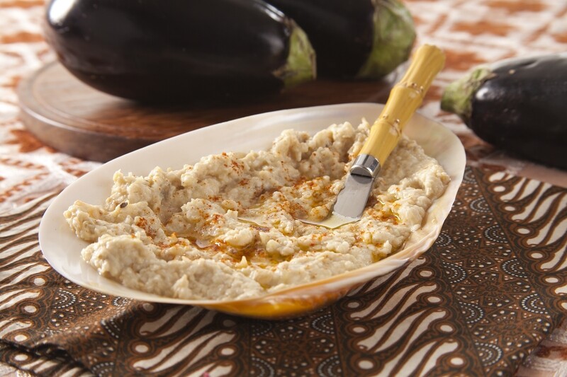 Tahine (Humus) con Berenjena (baba ganoush) 1 libra