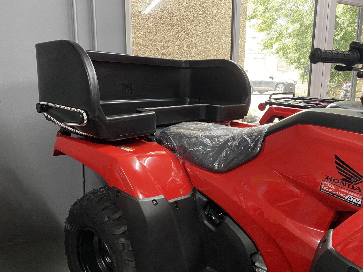 Wydale Q6 Dog Box