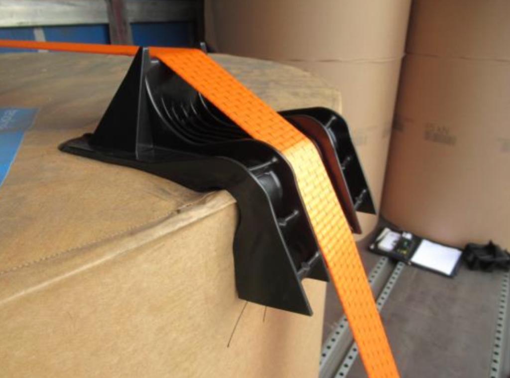 Cantonera para bobina de papel