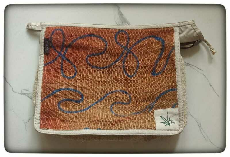 100% HEMP Hemp Toiletry Bag (Brand : Heaven Hemp)