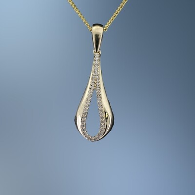 14KT YELLOW GOLD DIAMOND TEARDROP NECKLACE FEATURING 44 ROUND BRILLIANT CUT DIAMONDS TOTALING 0.17 CTS