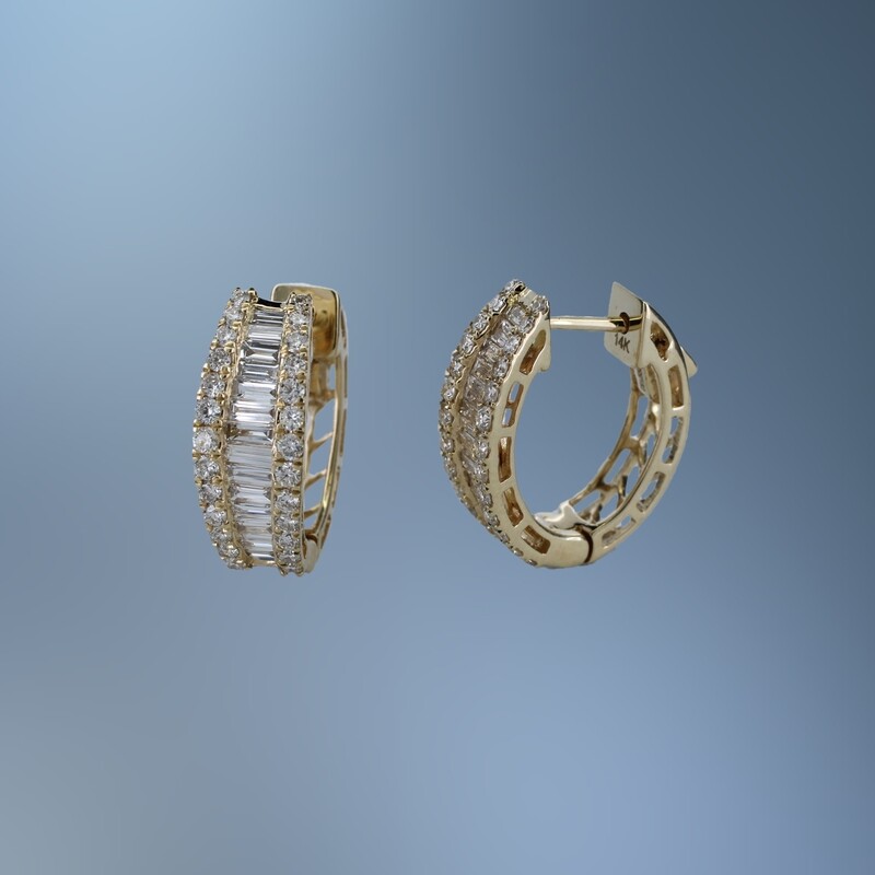 14 KT YELLOW GOLD DIAMOND HOOP EARRINGS FEATURING 52 ROUND BRILLIANT CUT DIAMONDS AND 26 BAGUETTE CUT DIAMONDS TOTALING 1.50 CTS