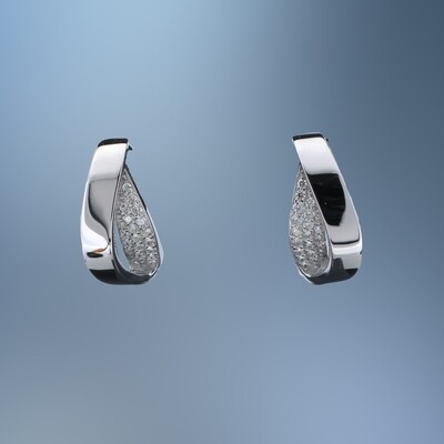 14KT WHITE GOLD DIAMOND FASHION EARRINGS FEATURING .40 CTS OF ROUND BRILLIANT DIAMONDS 14KT WHITE GOLD DIAMOND FASHION EARRINGS FEATURING .40 CTS OF ROUND BRILLIANT DIAMONDS
