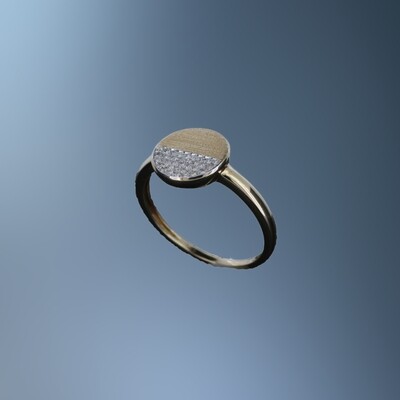 14KT YELLOW GOLD PAVÉ SET DIAMOND CIRCLE RING FEATURING 33 ROUND BRILLIANT CUT DIAMONDS TOTALING .10 CTS