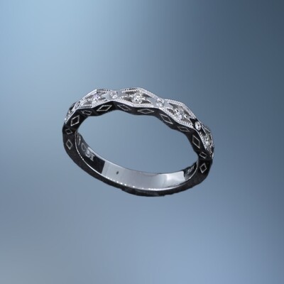 14 KT WHITE GOLD DIAMOND WEDDING BAND WITH 11 DIAMONDS TOTALING .16 CTS