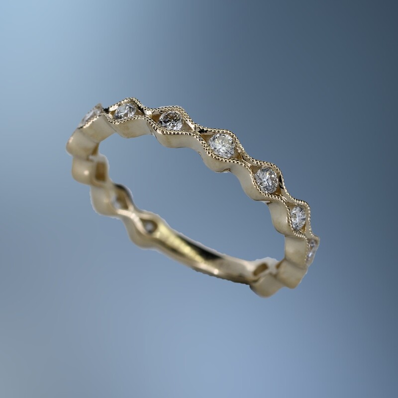 14 KT YELLOW GOLD DIAMOND WEDDING BAND