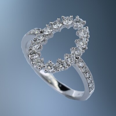 14KT WHITE GOLD FASHION RING FEATURING 26 ROUND BRILLLIANT CUT DIAMONDS TOTALING 1.00 CTS