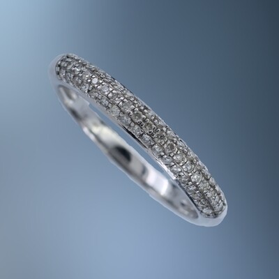 14KT WHITE GOLD DIAMOND PAVÉ WEDDING BAND FEATURING 56 ROUND BRILLIANT CUT DIAMONDS TOTALING 0.50 CTS
