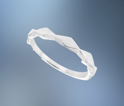 ONE 14KT WHITE GOLD LADIES WEDDING BAND