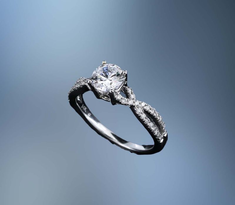 14KT WHITE GOLD ENGAGEMENT RING 14KT WHITE GOLD ENGAGEMENT RING
