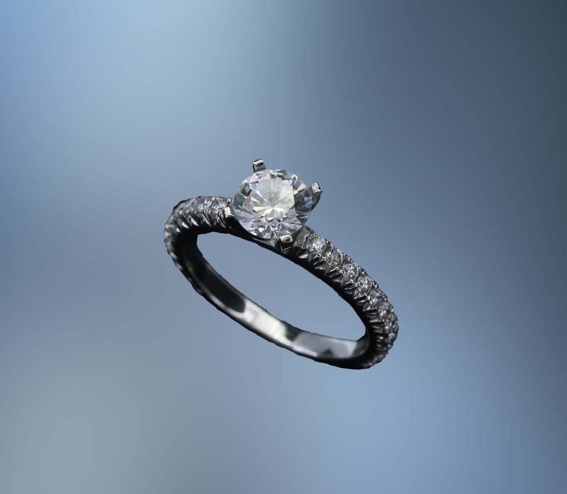 14K WHITE GOLD ENGAGEMENT RING 14K WHITE GOLD ENGAGEMENT RING